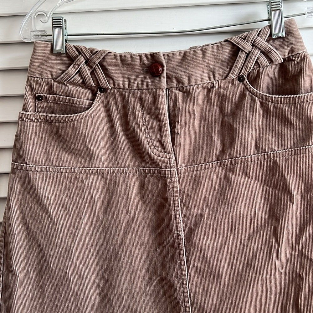 H&M Corduroy A-Line Maxi Skirt. Mushroom Brown. Size 6. EUC.